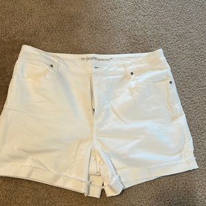 NWOT White jean shorts